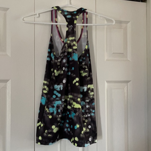 Ivivva by Lululemon tank top size 12🥰🥰 - Picture 2 of 4